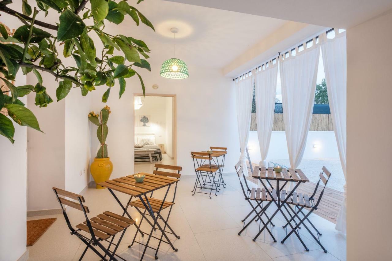 I Colmi - Trulli Suites Мартина-Франка Экстерьер фото